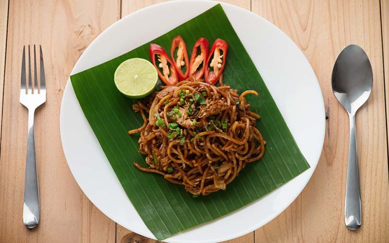 Indonesian Mie Goreng (Fried Noodles)